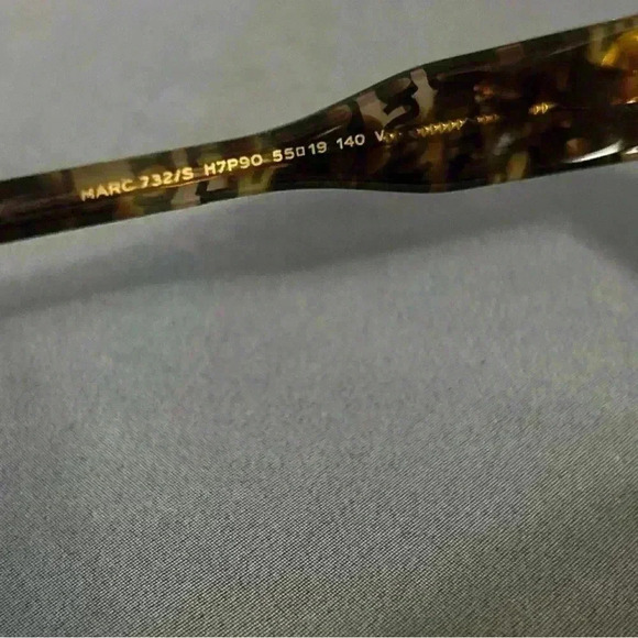 EUC Marc Jacobs Eyewear Tortoise Shell Color All Over‎ Logo squared cat Eye Cut - Picture 14 of 14